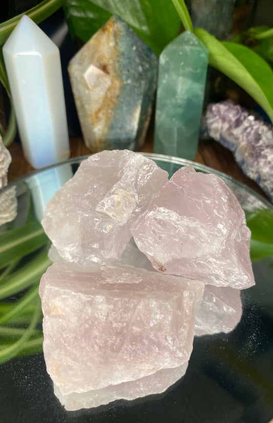 Raw Rose quartz, Pink